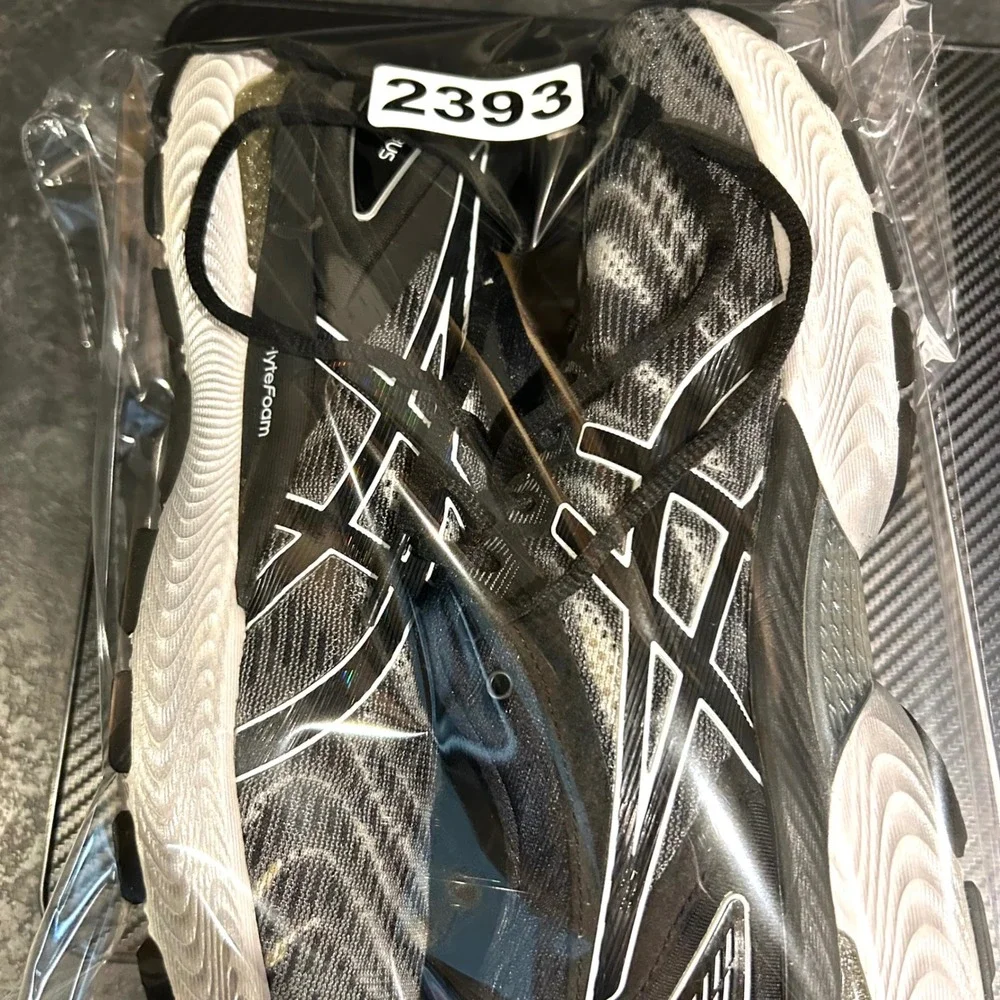 ASICS Gel-Nimbus 22 Shoes Womens 9 Wide Black White‎ Running Sneakers 1012A586